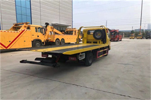 赣县非事故拖车